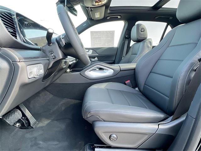 new 2025 Mercedes-Benz GLE 450e car, priced at $81,815