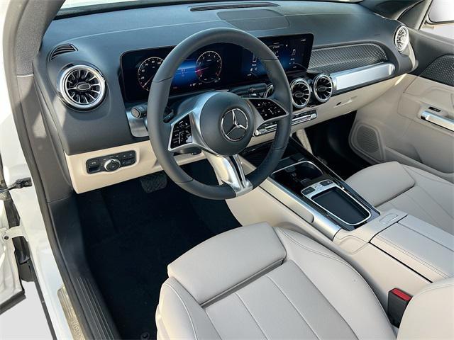new 2025 Mercedes-Benz GLB 250 car, priced at $49,595