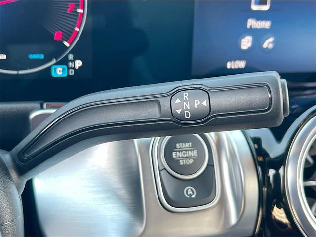 new 2025 Mercedes-Benz GLB 250 car, priced at $49,595