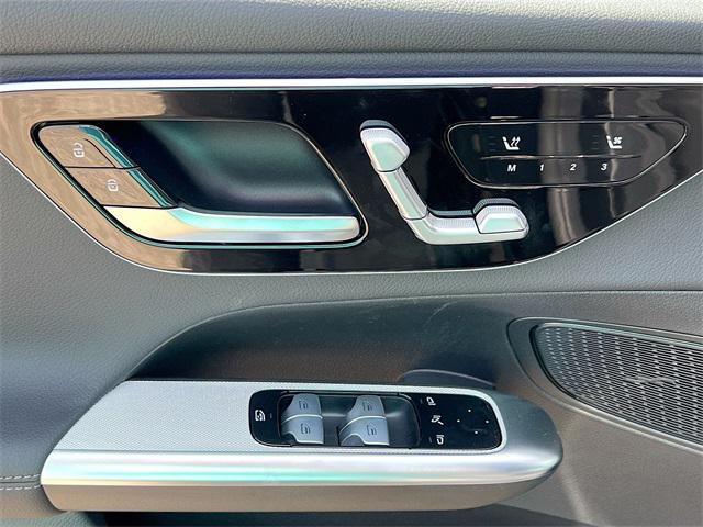 new 2025 Mercedes-Benz GLC 300 car, priced at $52,385