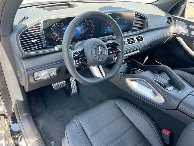 new 2025 Mercedes-Benz GLS 580 car, priced at $121,145