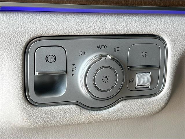used 2022 Mercedes-Benz GLE 350 car, priced at $39,950