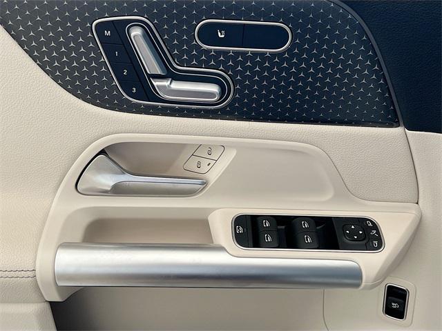 used 2024 Mercedes-Benz GLA 250 car, priced at $40,950