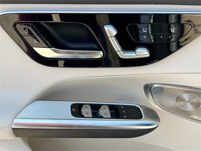 new 2025 Mercedes-Benz GLC 300 car, priced at $57,335