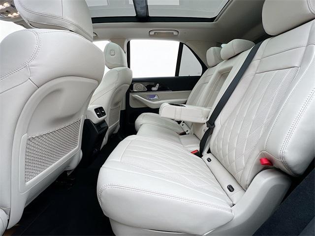 new 2025 Mercedes-Benz AMG GLE 63 car, priced at $140,600