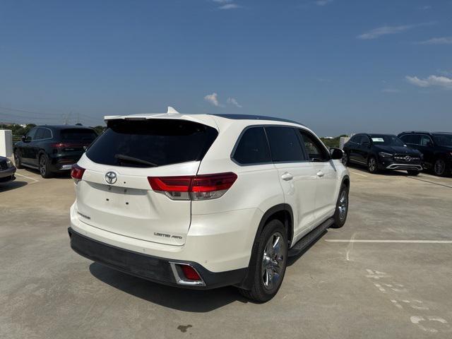 used 2018 Toyota Highlander car, priced at $27,999
