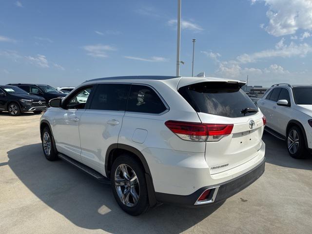 used 2018 Toyota Highlander car, priced at $27,999
