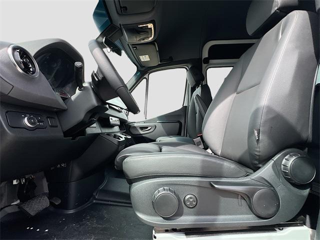 new 2025 Mercedes-Benz Sprinter 2500 car, priced at $77,086