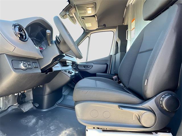 new 2025 Mercedes-Benz Sprinter 2500 car, priced at $59,389