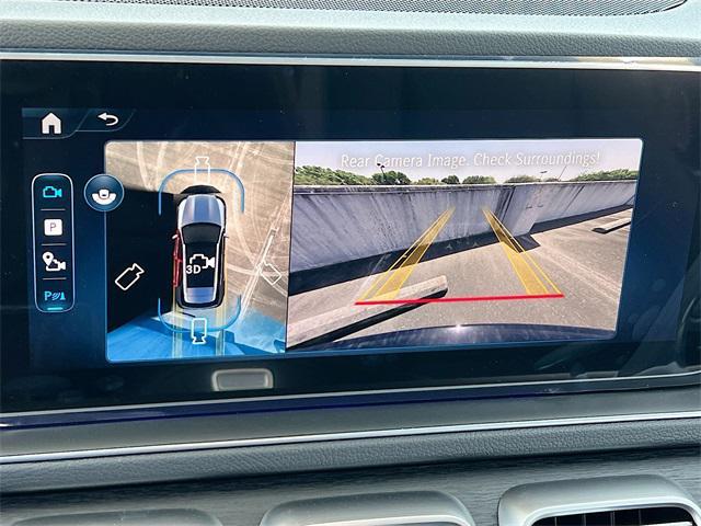 new 2025 Mercedes-Benz GLE 450 car, priced at $77,155