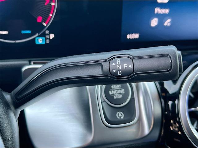 new 2025 Mercedes-Benz GLB 250 car, priced at $49,595