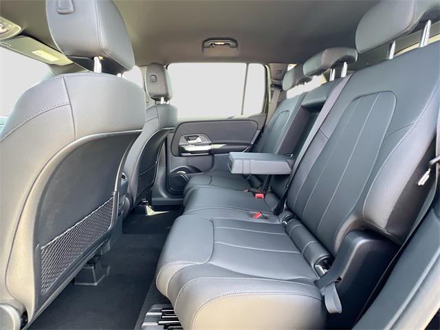 new 2025 Mercedes-Benz GLB 250 car, priced at $49,595