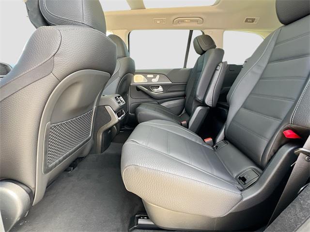 new 2025 Mercedes-Benz GLS 450 car, priced at $100,165