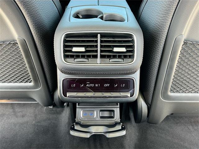 new 2025 Mercedes-Benz GLS 450 car, priced at $100,165