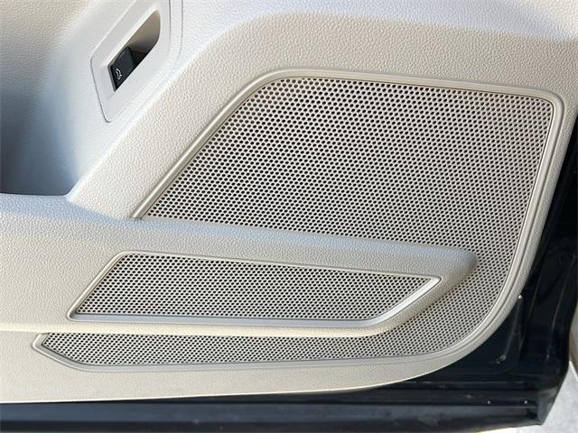 used 2019 Volkswagen Atlas car, priced at $20,000
