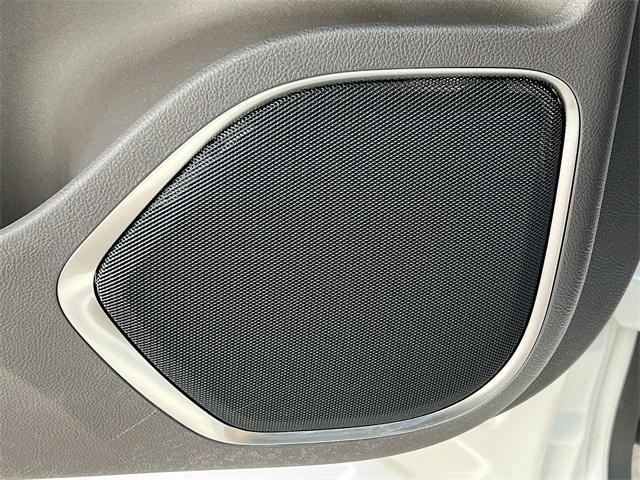 used 2022 Lincoln Nautilus car, priced at $30,000