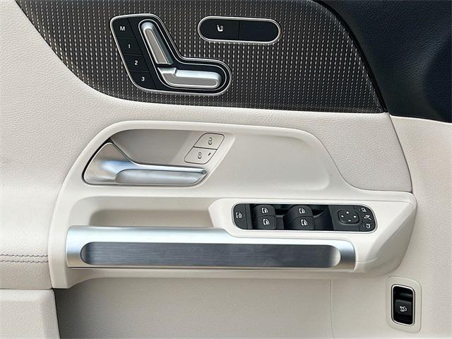 used 2021 Mercedes-Benz GLB 250 car, priced at $26,950