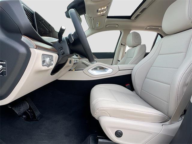 new 2025 Mercedes-Benz GLE 450e car, priced at $76,710