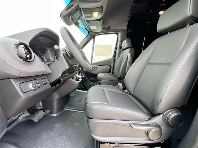 new 2024 Mercedes-Benz Sprinter 2500 car, priced at $59,731