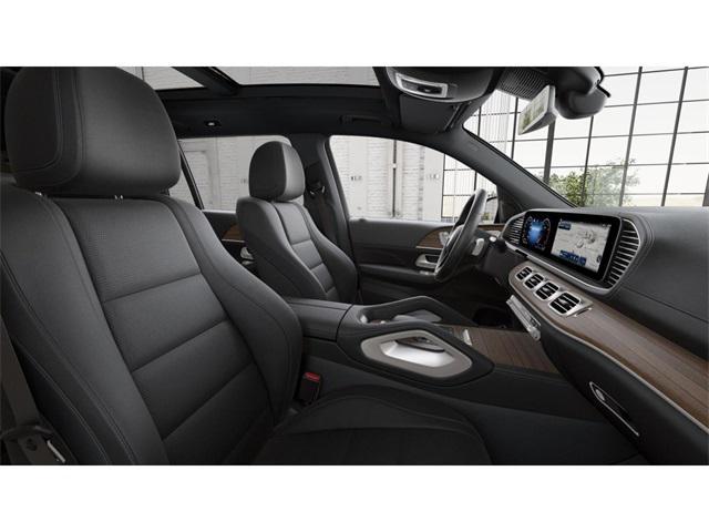 new 2025 Mercedes-Benz GLS 450 car, priced at $93,435