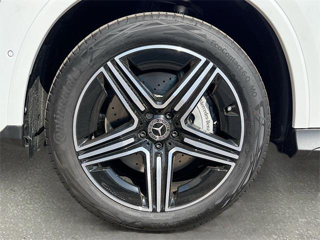 new 2025 Mercedes-Benz GLC 350e car, priced at $71,285