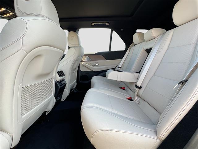 new 2025 Mercedes-Benz GLE 450e car, priced at $82,895