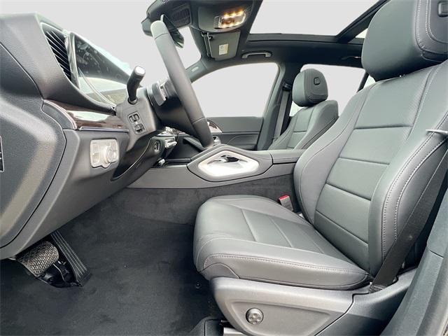 new 2025 Mercedes-Benz GLE 450e car, priced at $77,340