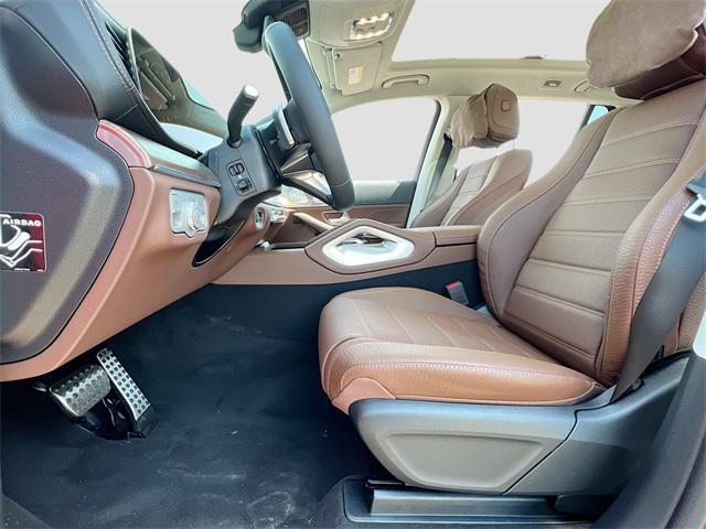 new 2025 Mercedes-Benz GLS 450 car, priced at $100,815