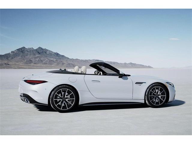 new 2025 Mercedes-Benz AMG SL 55 car, priced at $157,435