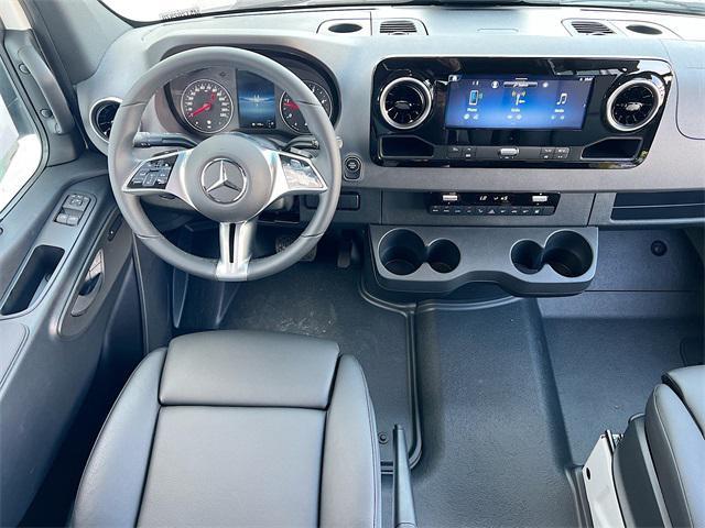 new 2025 Mercedes-Benz Sprinter 2500 car, priced at $77,086