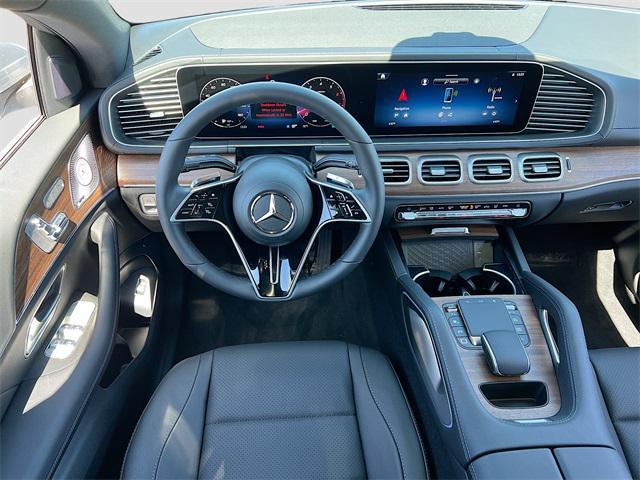 new 2025 Mercedes-Benz GLE 450 car, priced at $80,060