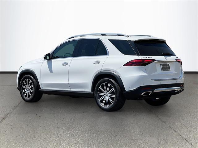new 2025 Mercedes-Benz GLE 450 car, priced at $77,045