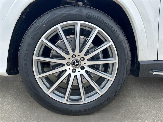 new 2025 Mercedes-Benz GLS 580 car, priced at $123,315