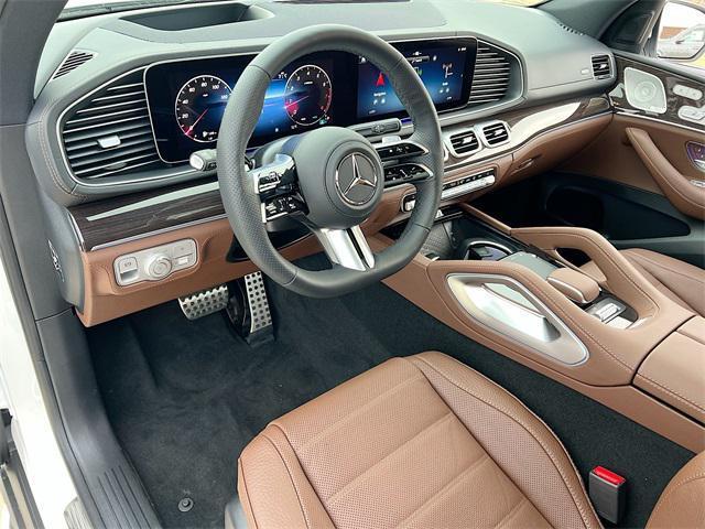 new 2025 Mercedes-Benz GLS 580 car, priced at $123,315