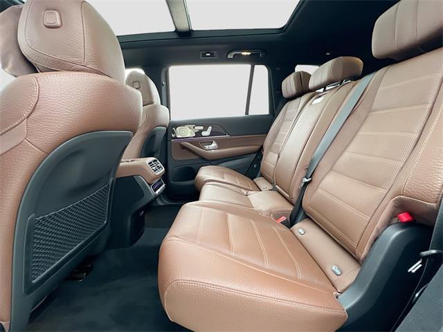 new 2025 Mercedes-Benz GLS 580 car, priced at $123,315