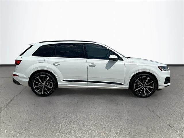 used 2023 Audi Q7 car, priced at $45,077