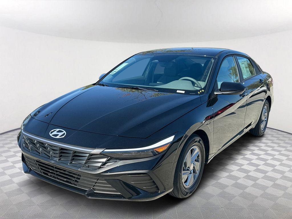 new 2025 Hyundai Elantra car