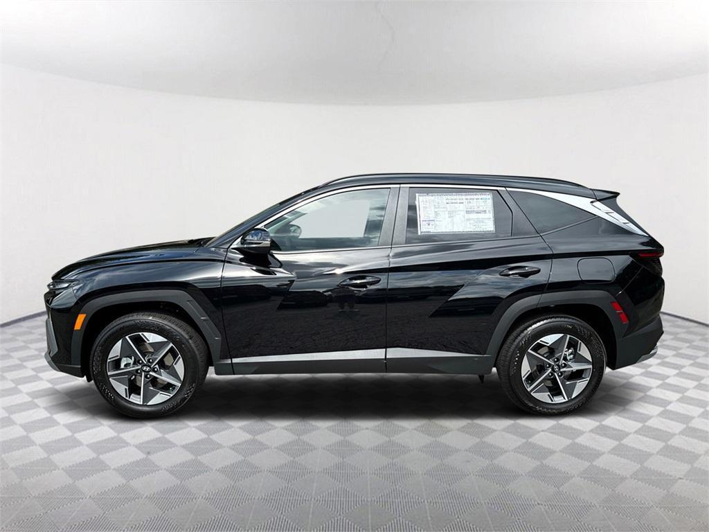 new 2025 Hyundai Tucson car, priced at $32,990