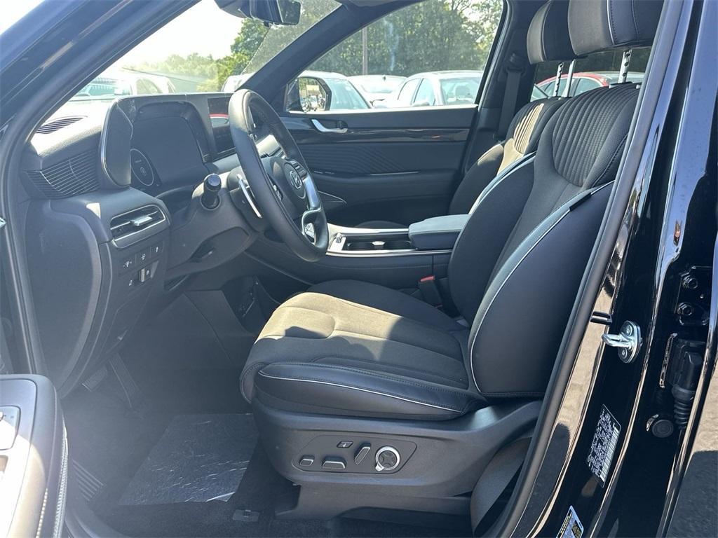 new 2025 Hyundai Palisade car, priced at $55,135
