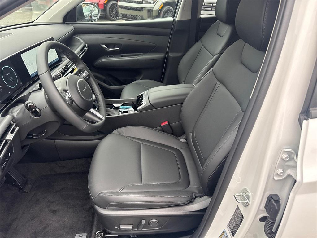 new 2025 Hyundai Tucson car, priced at $33,580