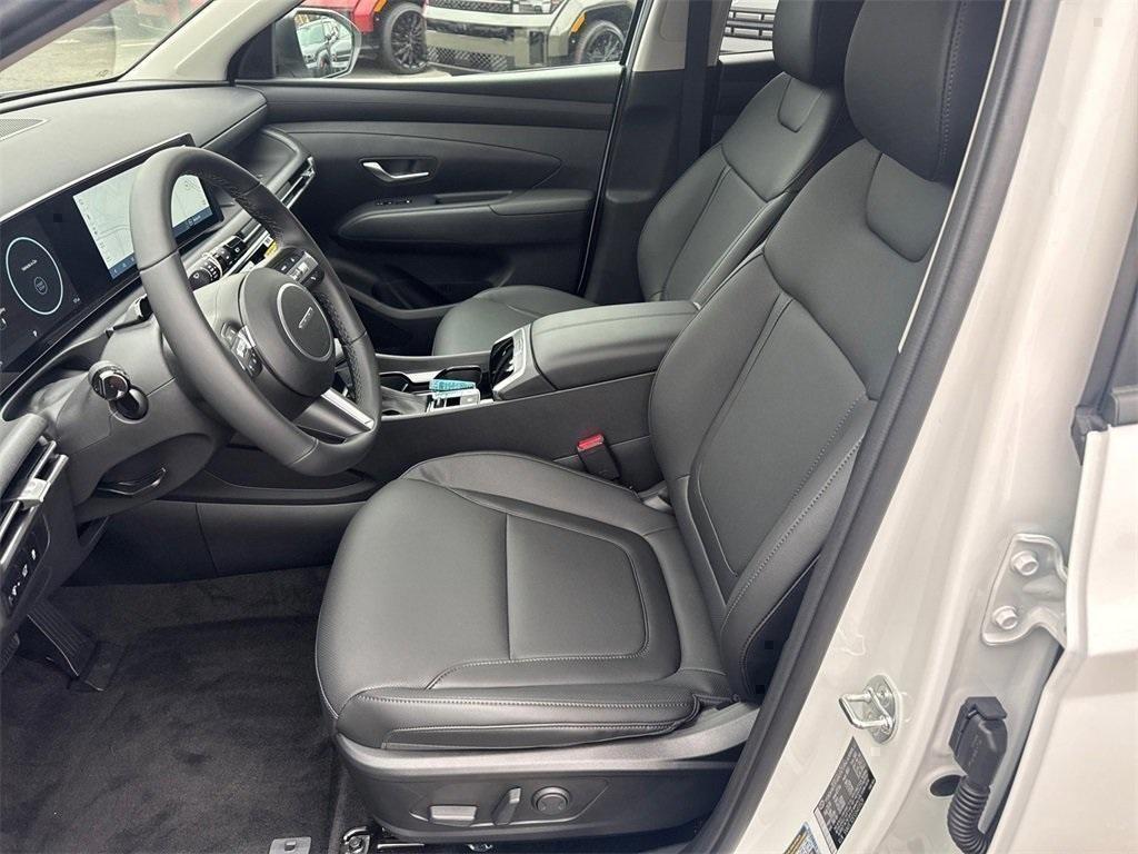 new 2025 Hyundai Tucson car, priced at $33,580