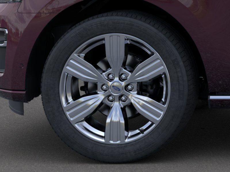 used 2024 Ford Expedition car, priced at $89,055