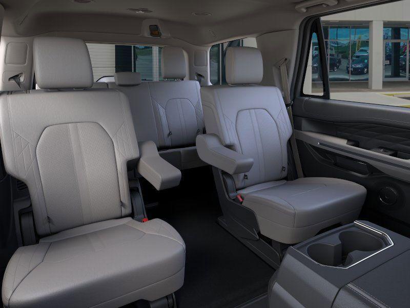 used 2024 Ford Expedition car, priced at $89,055