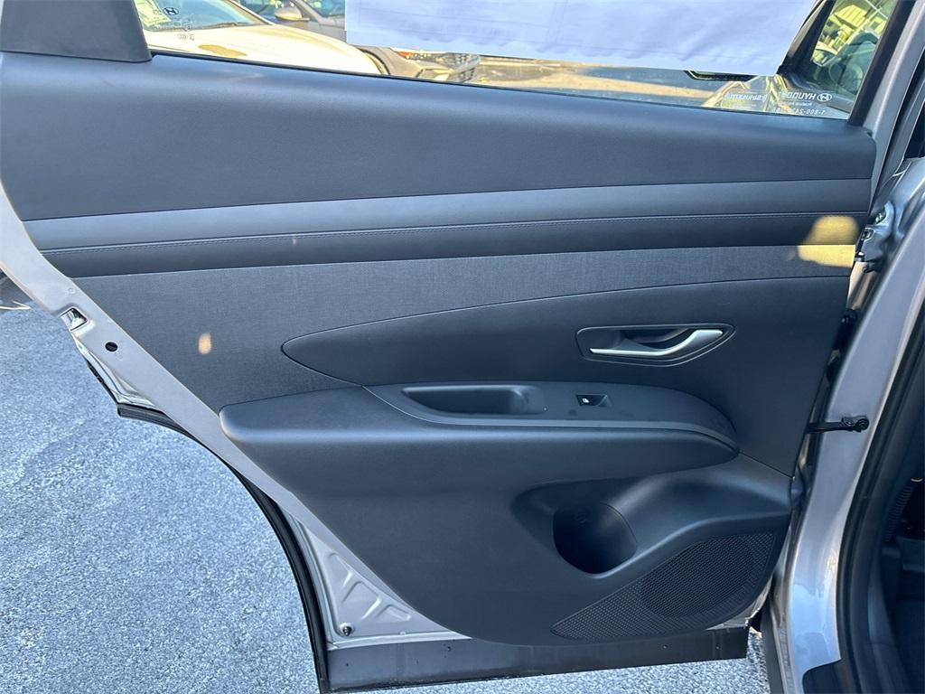 new 2025 Hyundai TUCSON Hybrid car, priced at $38,440