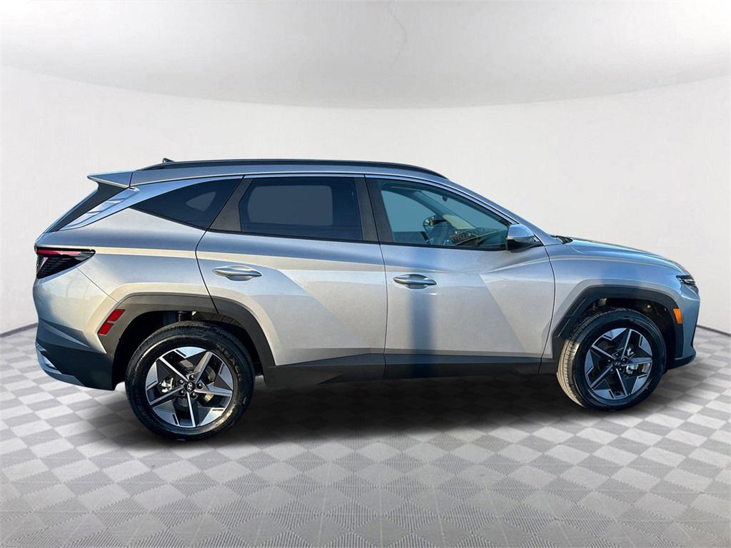new 2025 Hyundai TUCSON Hybrid car, priced at $38,440