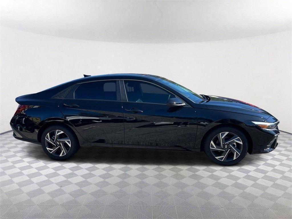new 2025 Hyundai Elantra car, priced at $23,425