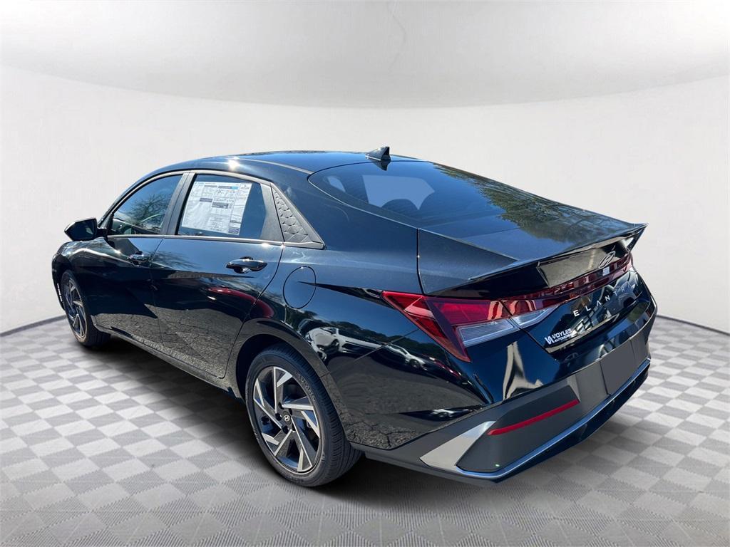 new 2025 Hyundai Elantra car, priced at $23,425