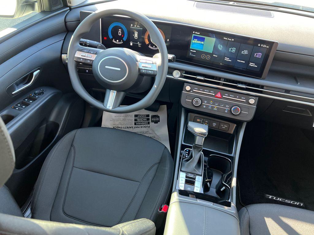 new 2025 Hyundai Tucson car, priced at $29,595
