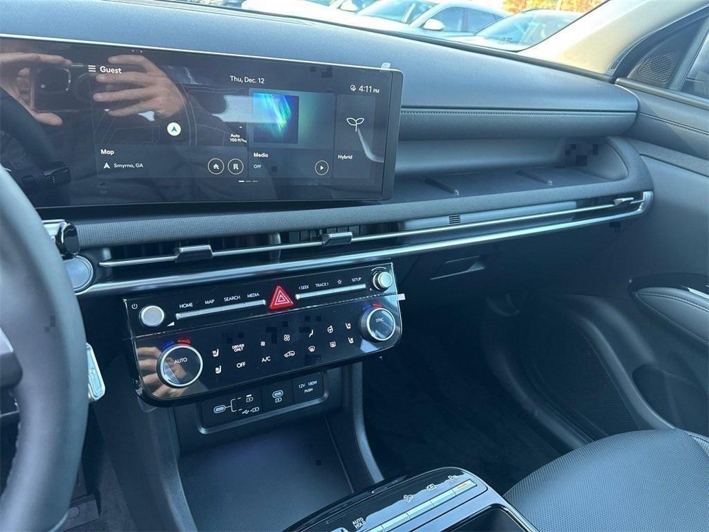 new 2025 Hyundai TUCSON Hybrid car