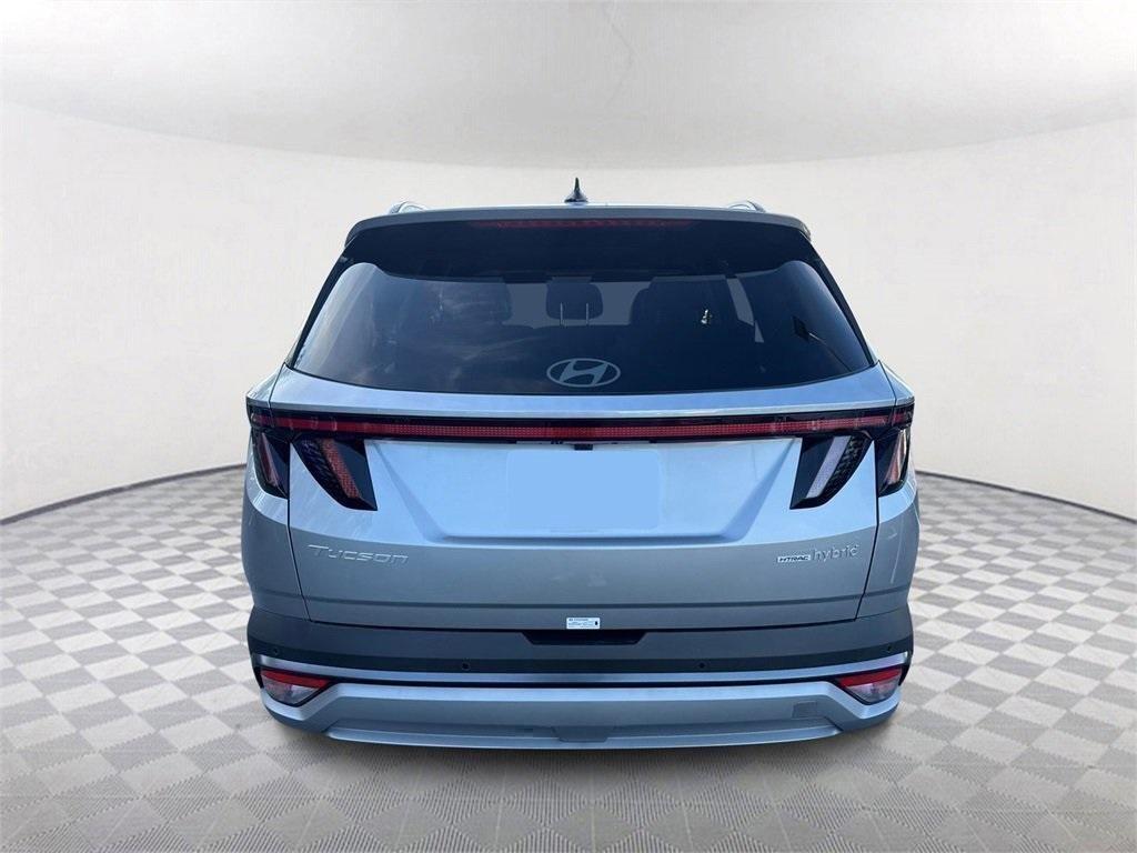 new 2025 Hyundai TUCSON Hybrid car